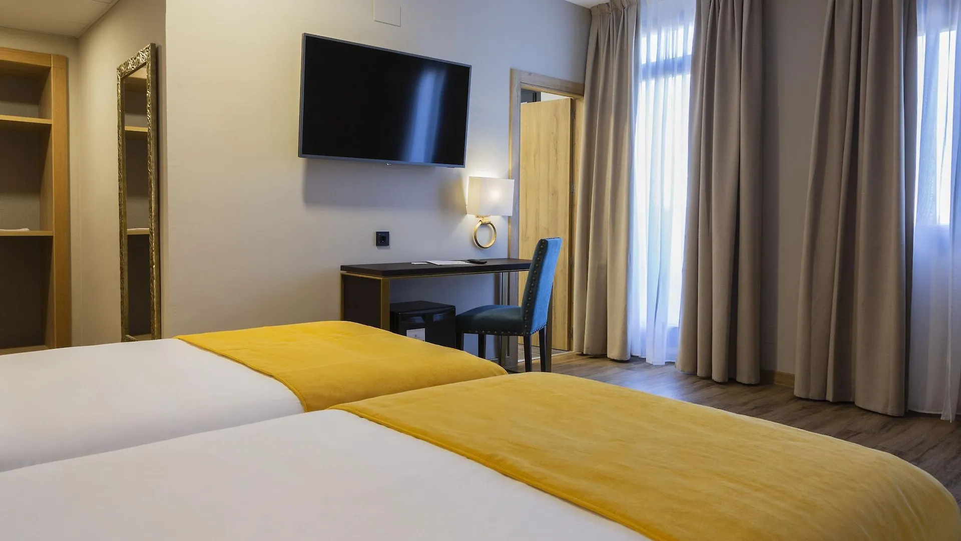 Hotel Zentral Mayoral Toledo 3*,  Spain