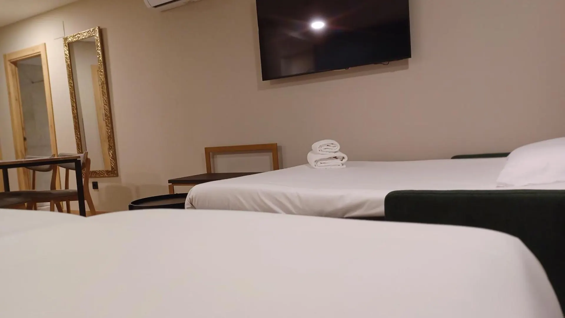 Hotel Zentral Mayoral Toledo 3*,