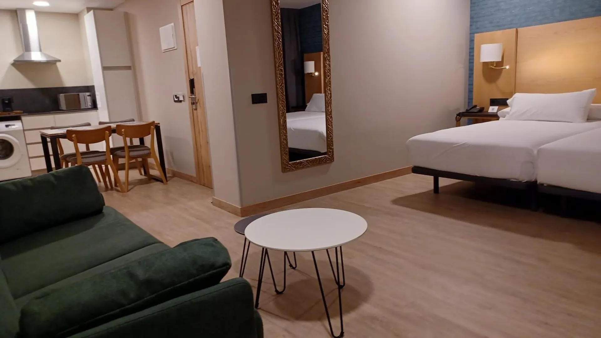 Hotel Zentral Mayoral Toledo Spain