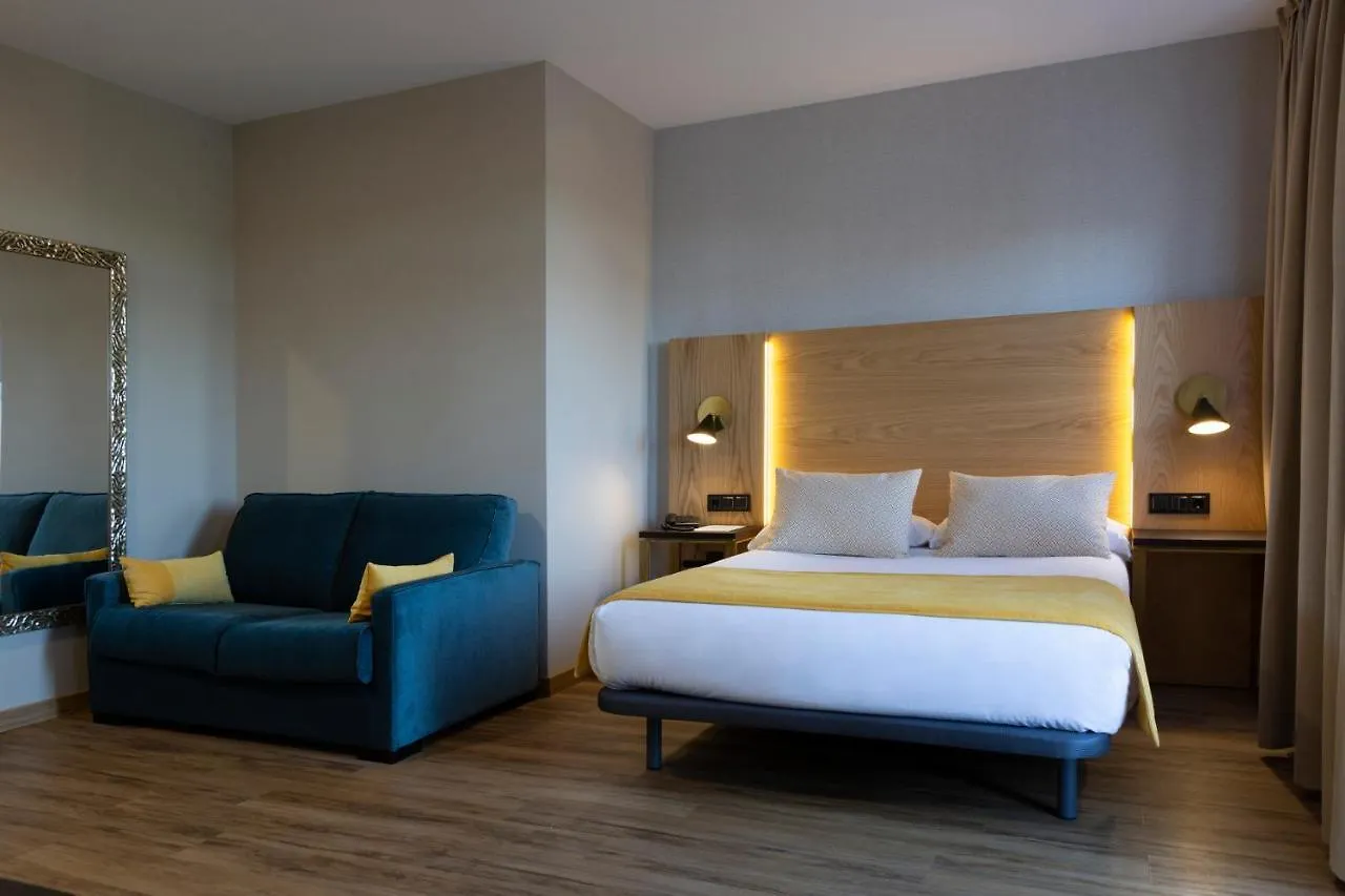 Hotel Zentral Mayoral Toledo 3*,